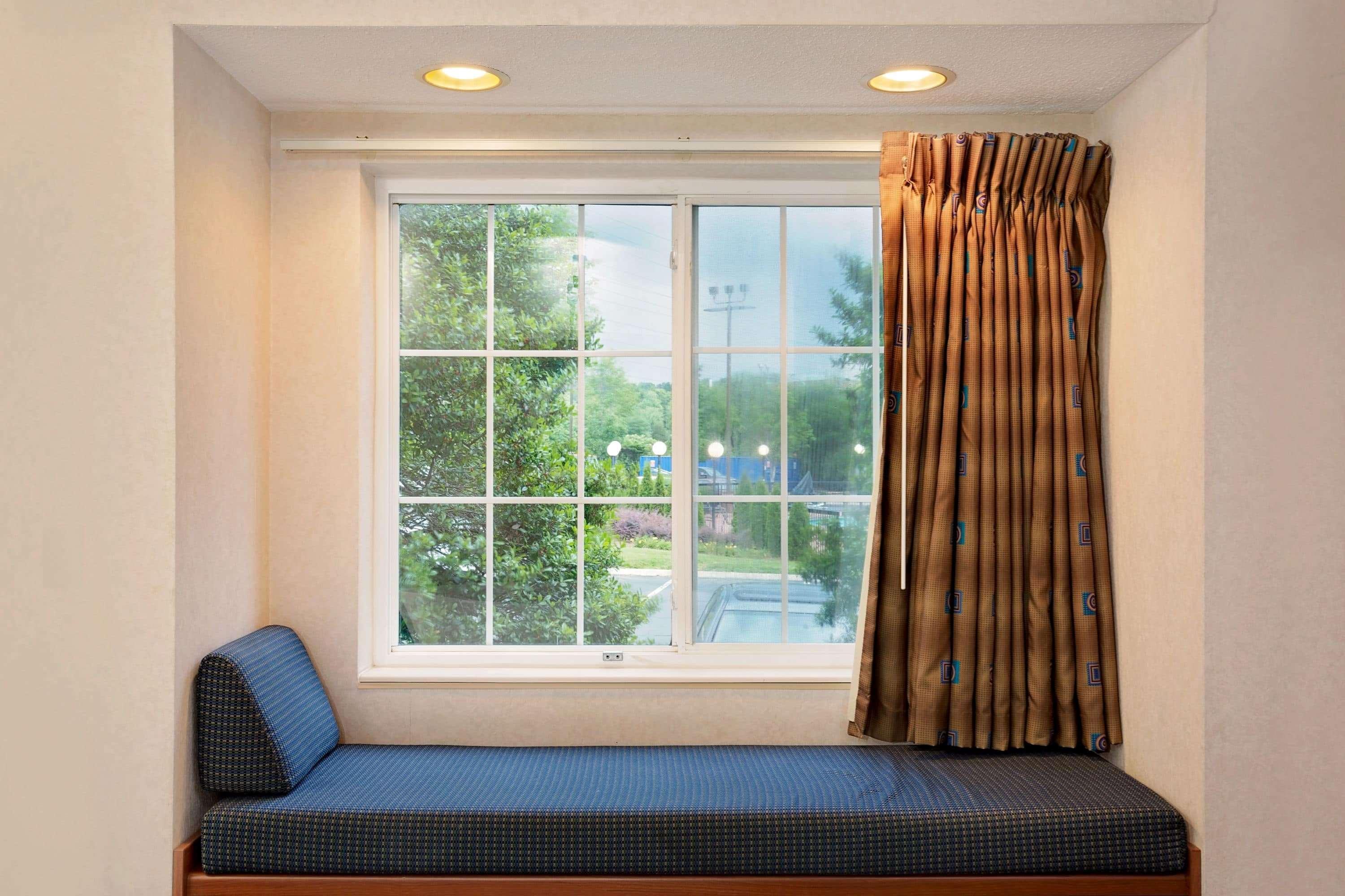 Microtel Inn By Wyndham Winston-Salem Esterno foto