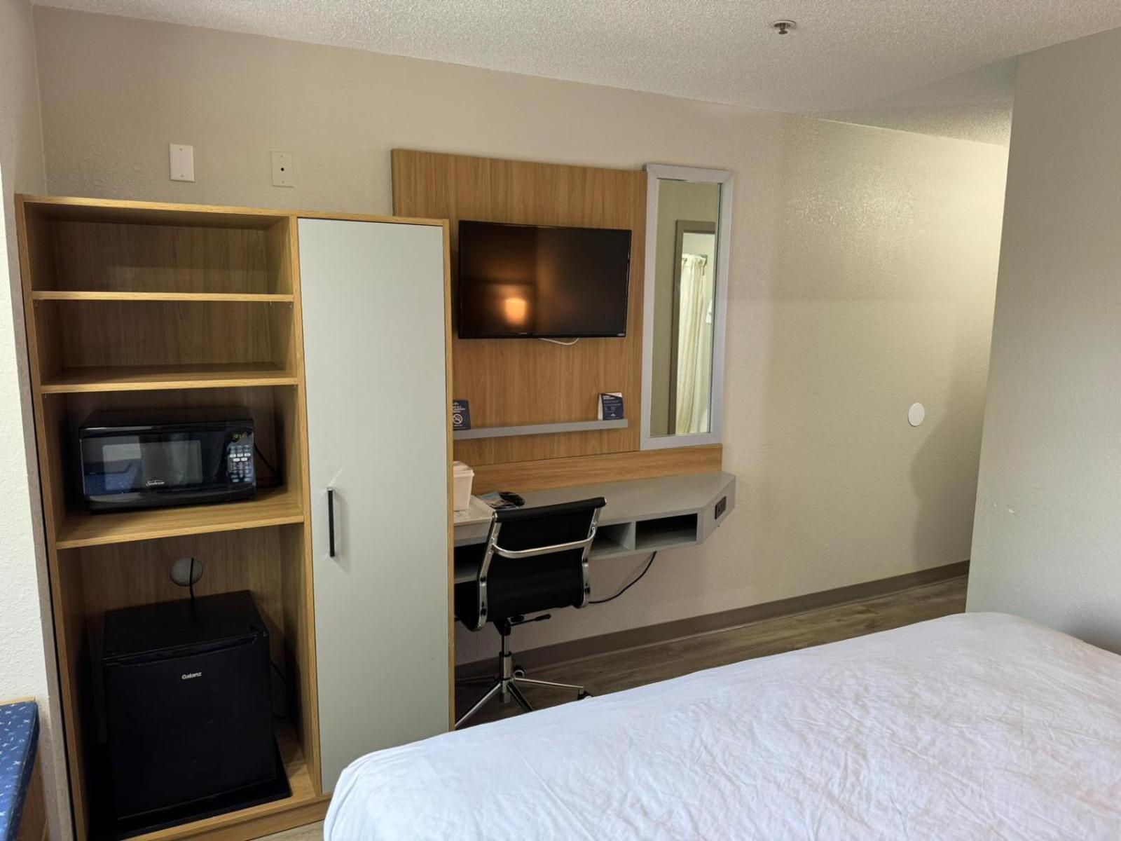 Microtel Inn By Wyndham Winston-Salem Esterno foto
